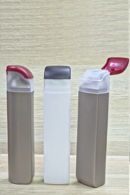 Kare Flip-Top Kapaklı Şişe<br>Ürün Hacmi: 250ml